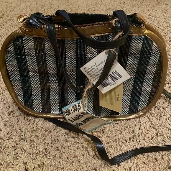 Stylish Black and Gold Striped Tote - Picture 1 of 12